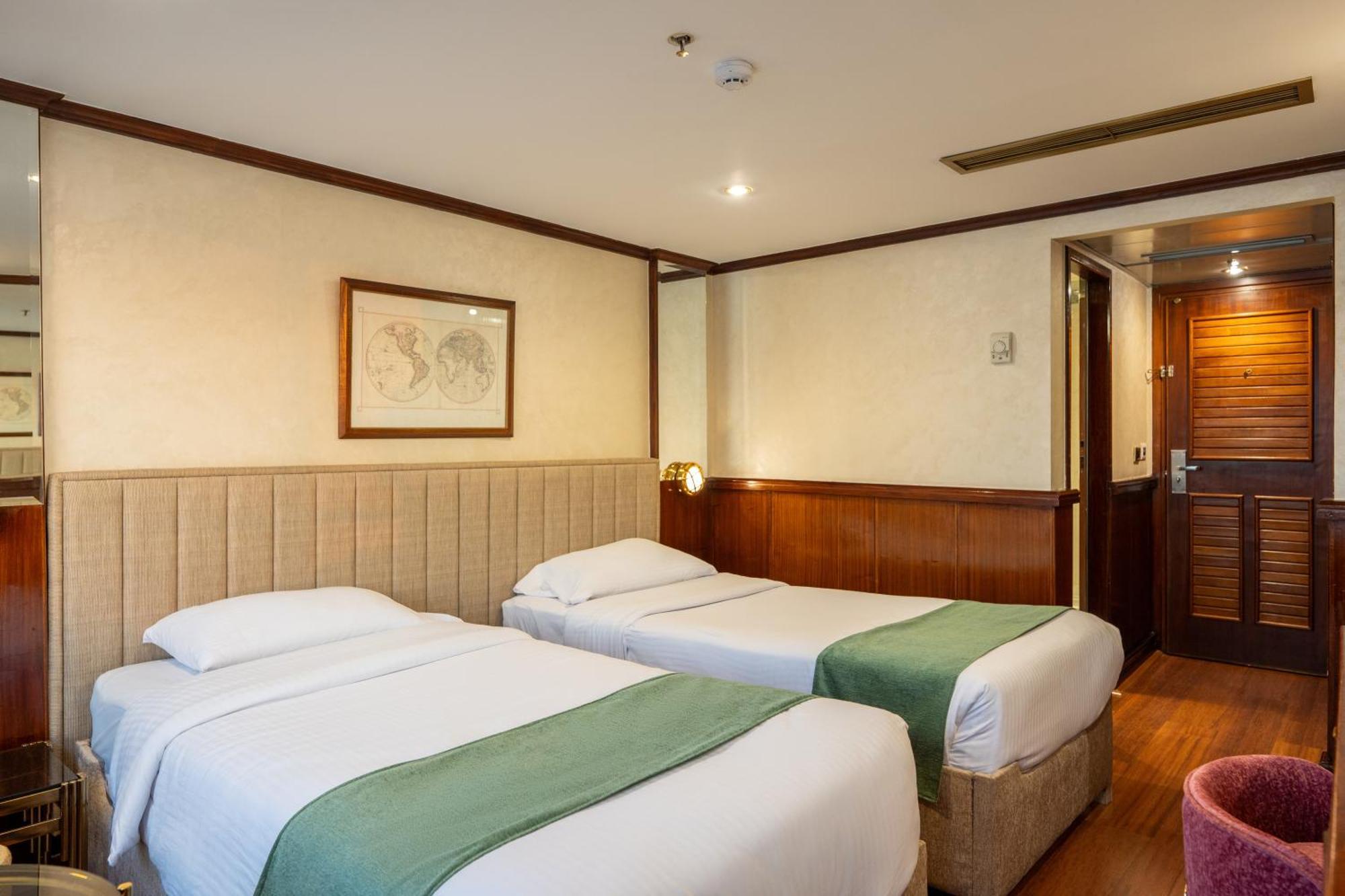 Hotel Magic I Nile Cruise Deluxe Boat The Scheduled Departure Is On Saturday For A 7-Day Nile Cruise Luxor Exterior foto