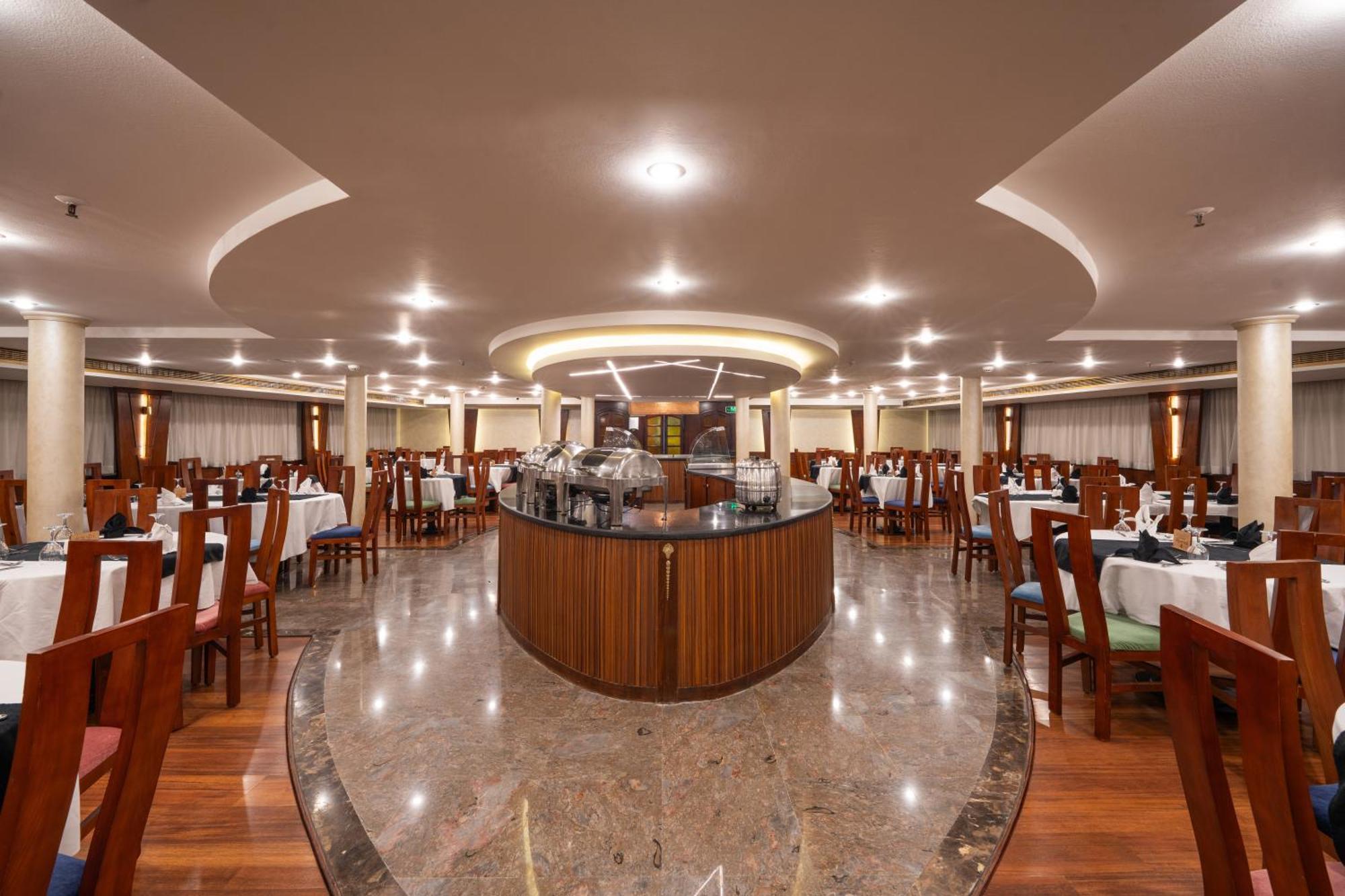 Hotel Magic I Nile Cruise Deluxe Boat The Scheduled Departure Is On Saturday For A 7-Day Nile Cruise Luxor Exterior foto